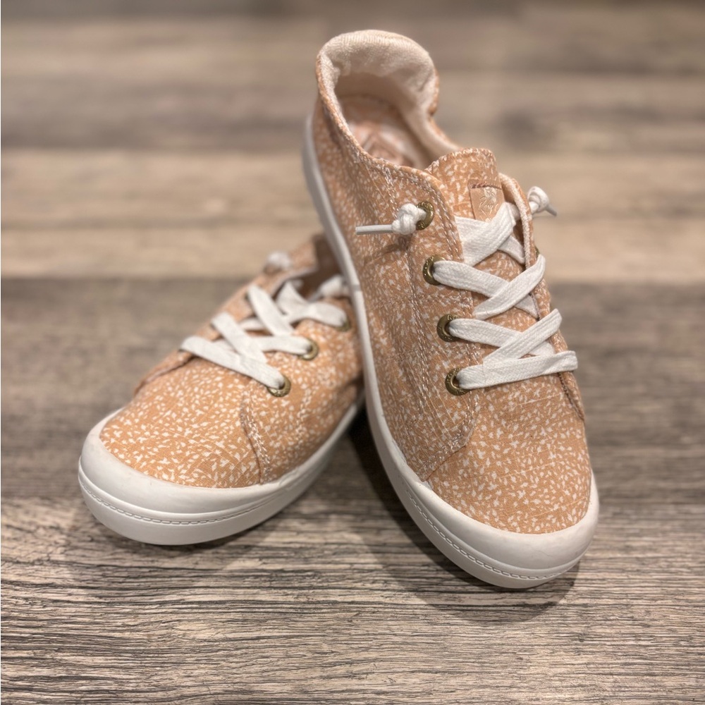 New Without Tags ROXY Sneakers 7.5 Multi Color